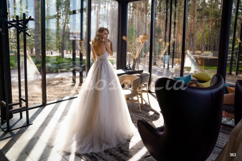 https://www.sposa-lia.com/images/stories/virtuemart/product/363       (3).jpg